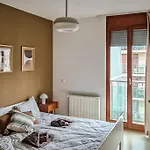 Boho Stylish Ap - Private Garage