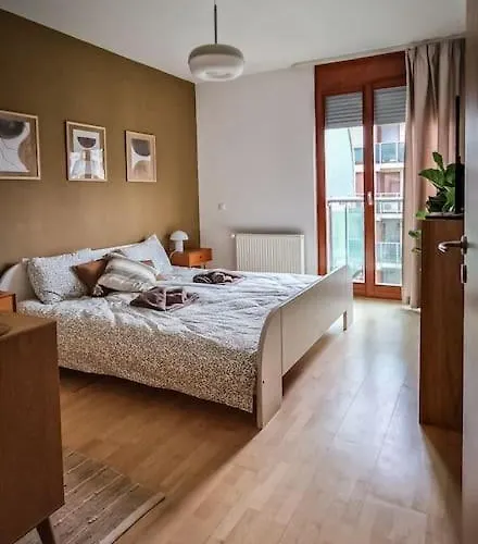Boho Stylish Ap - Private Garage