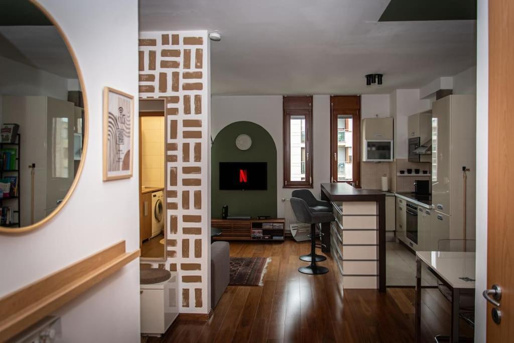 Boho Stylish Ap - Private Garage *