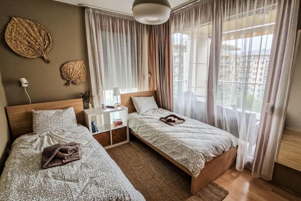 Boho Stylish Ap - Private Garage Apartmán *