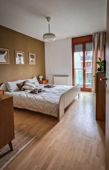 Boho Stylish Ap - Private Garage Apartmán *